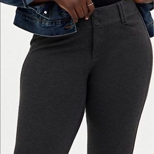 Torrid pants sz22 short studio by torrid